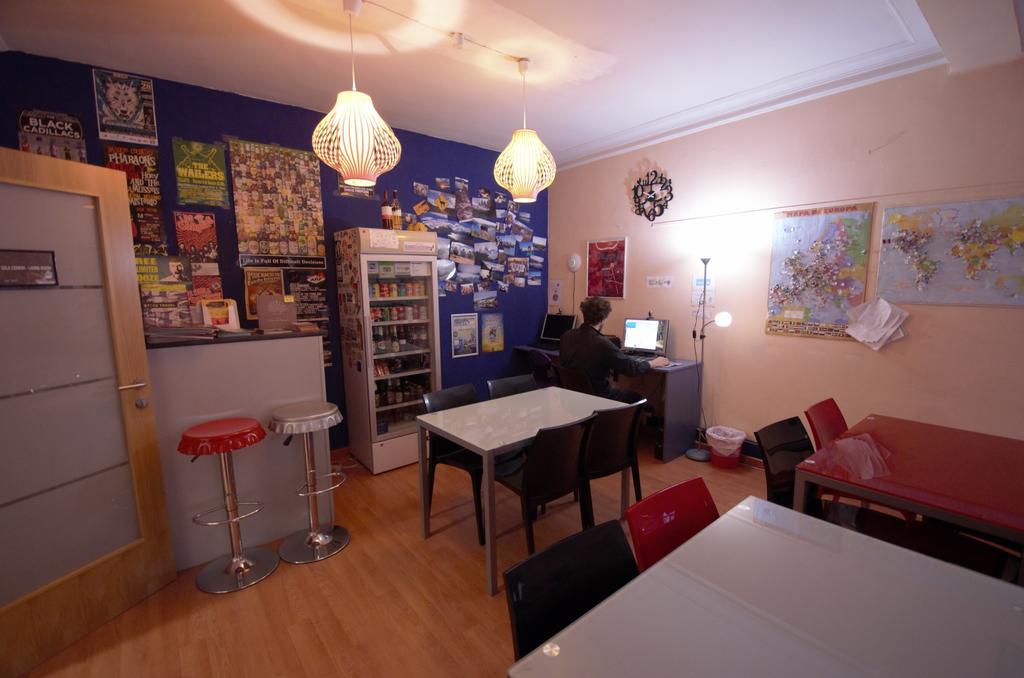 Hostel Hemingway ปัมโปลนา ภายนอก รูปภาพ