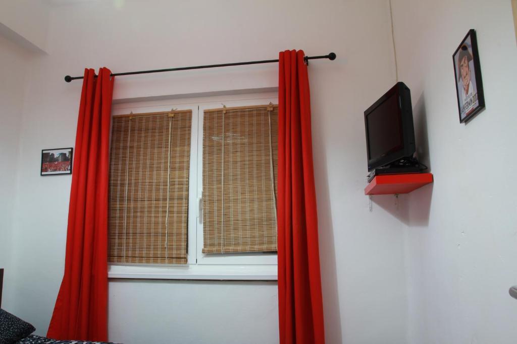 Hostel Hemingway ปัมโปลนา ภายนอก รูปภาพ