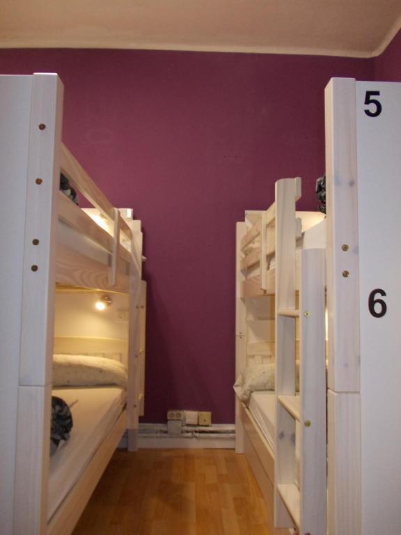 Hostel Hemingway ปัมโปลนา ภายนอก รูปภาพ
