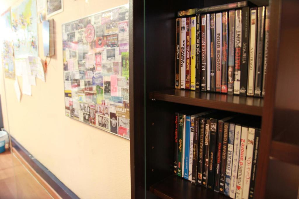 Hostel Hemingway ปัมโปลนา ภายนอก รูปภาพ